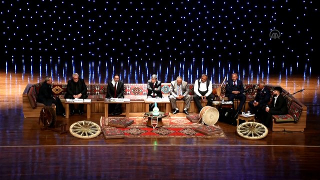 'Bozkırın Tezenesi' Neşet Ertaş, müzikli söyleşiyle anıldı - KIRŞEHİR