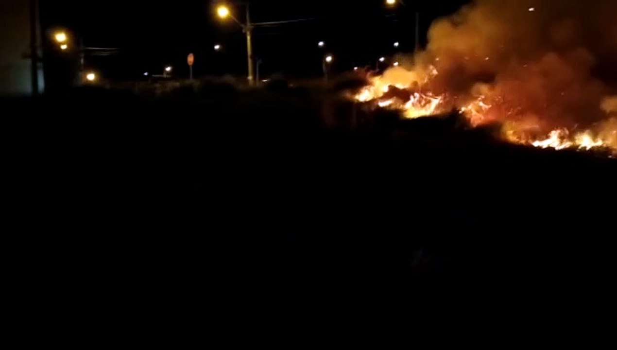 Incêndio ambiental causa transtornos e Bombeiros são mobilizados ao Floresta