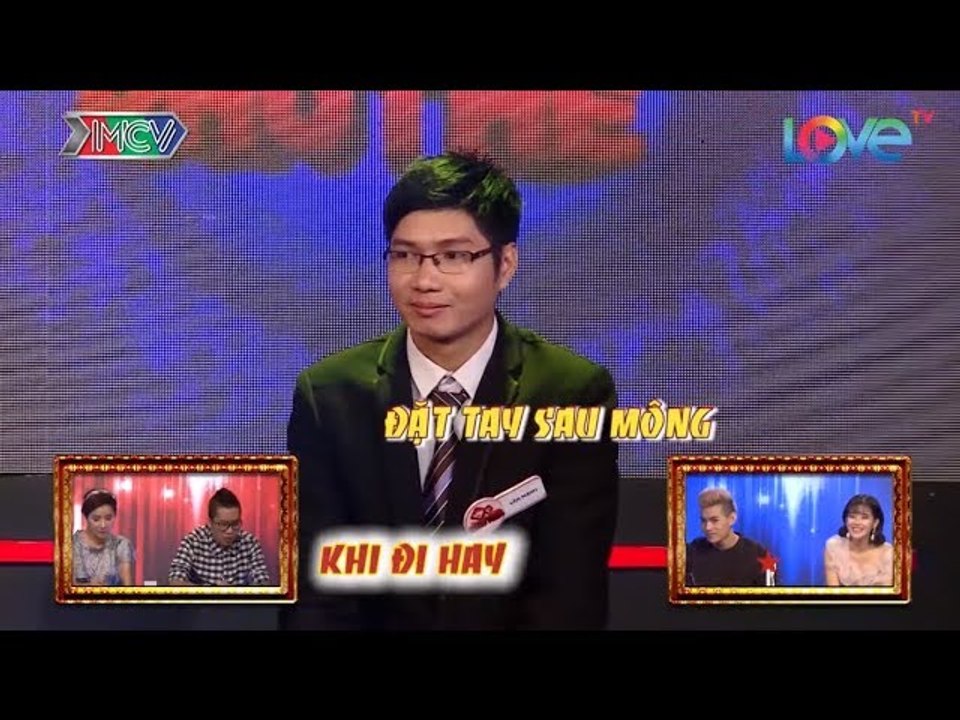 Đợi dài cổ mà không được CẦU HÔN cô gái dụ người yêu tới thẳng tiệm vàng rồi lừa mua luôn NHẪN CƯỚI