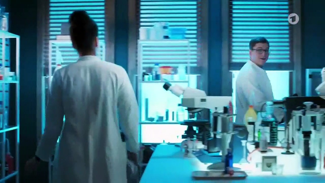 Auferstanden (144) - In aller Freundschaft - Die jungen Ärzte