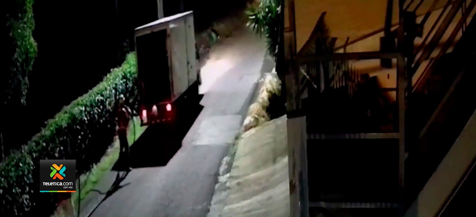 tn7-Sospechosos-de-robo-de-cable-quedaron-grabados-en-cámaras-de-vigilancia-250920