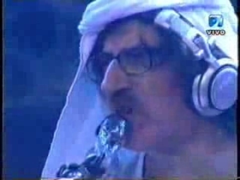 Charly Garcia Loco No Te Sobra Una Moneda Vivo Argentina 06