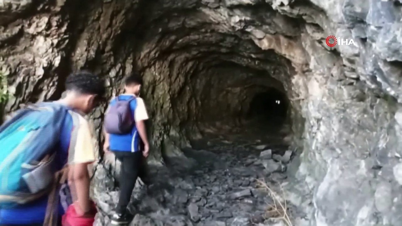 Vadi Doğa Sporları Kulübü üyeleri, Van Gölü havzasının güzelliklerini tanıtmaya devam ediyor