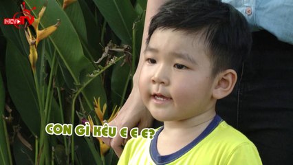 Long Giao (con gái Thùy Dương) rủ rê con trai Diệp Bảo Ngọc (Minh Khang) chơi cùng.