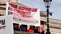 Thousands of COVD-19 sceptics and conspiracy theorists again gather in Trafalgar Square