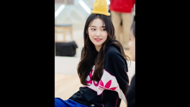 Nữ thực tập sinh công ty vô danh Chưa debut đã gây bão vì quá xinh, đối thủ của Jisoo(BLACKPINK)