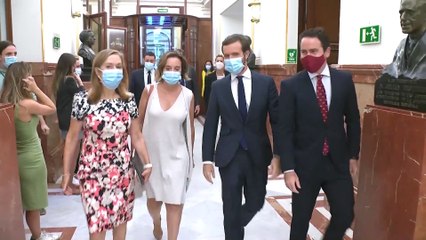 Casado pide el cese de Garzón y Lastra le contesta criticando la gestión de Madrid