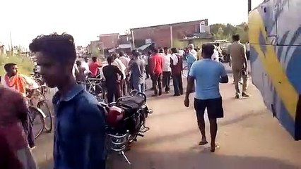 तेज रफ्तार स्लीपर बस ने दो बच्चों को कुचला, दोनों की दर्दनाक मौत
