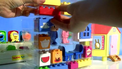 Download Video: Pocoyo Picnic Blocks Merienda Bloques Lego Duplo Toys Lanchinho