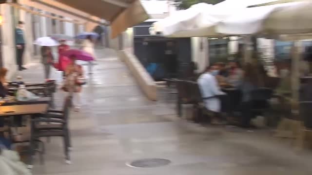 El mal tiempo arruina las terrazas, el salvavidas del sector hostelero