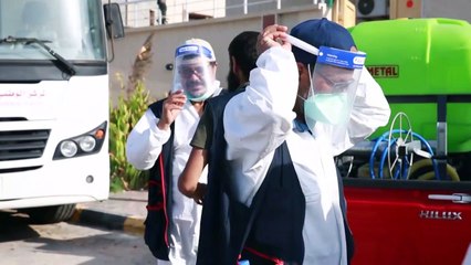 الليبيون يواجهون وباء كوفيد-19 بقلق أو لا مبالاة