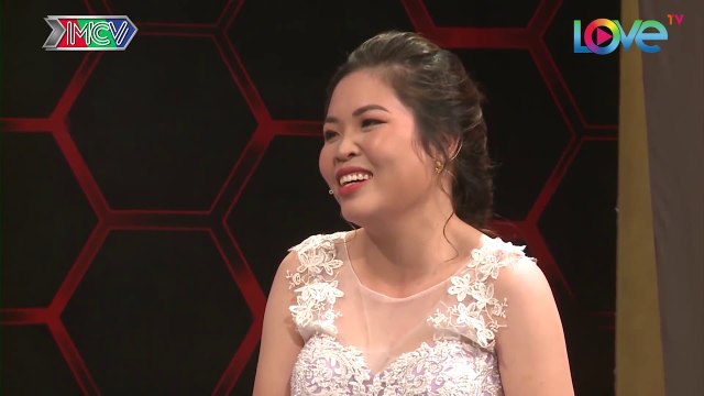 Mẹ hiền dâu thảo hợp tính nên GIỐNG NHAU NHƯ TẠC khiến BỐ CHỒNG cũng phải nhận nhầm