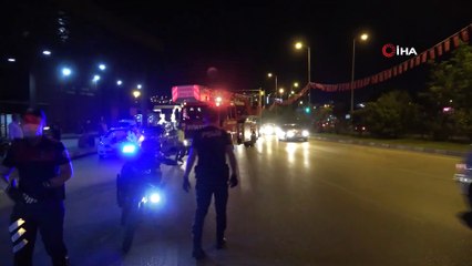 Küfürler savurduğu polisler intihardan vazgeçirdi