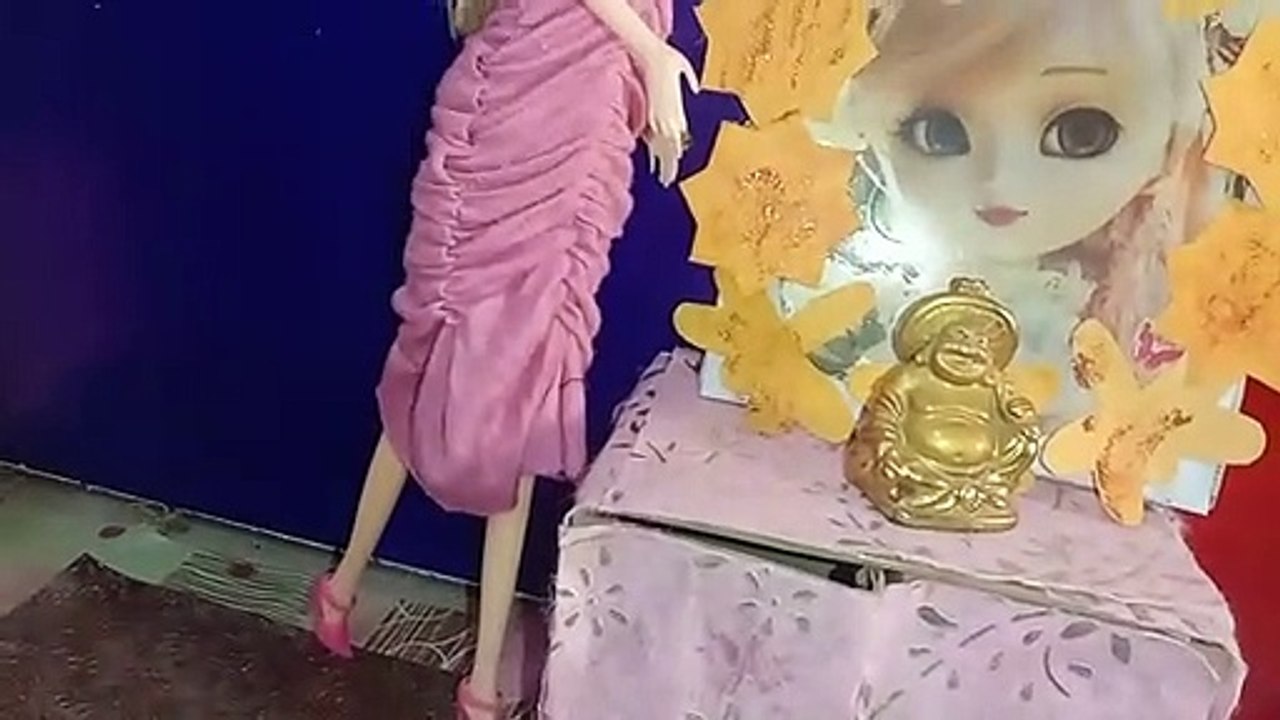 Barbie doll cute dress./ stylish dress up stylish dress