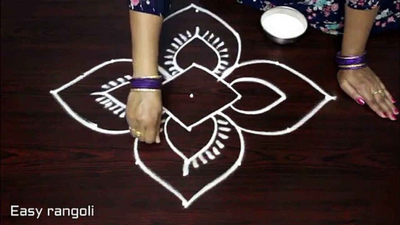 creative rangoli ,designs with 7x1, straight dots, - beautiful kolam designs, - muggulu designs