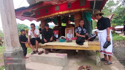 The Funeral Ritual  Of Toraja