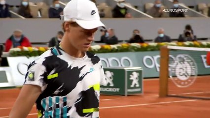 Passings de folie et frappes de mule : Sinner a dégoûté Goffin pour passer au deuxième tour