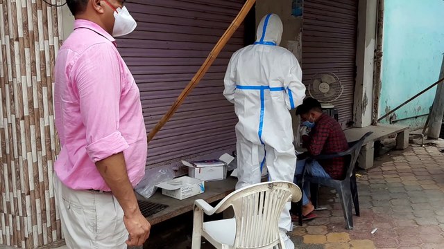 109 लोगों की स्वास्थ्य विभाग की टीम ने की कोरोना जांच, सभी रिपोर्ट नेगेटिव