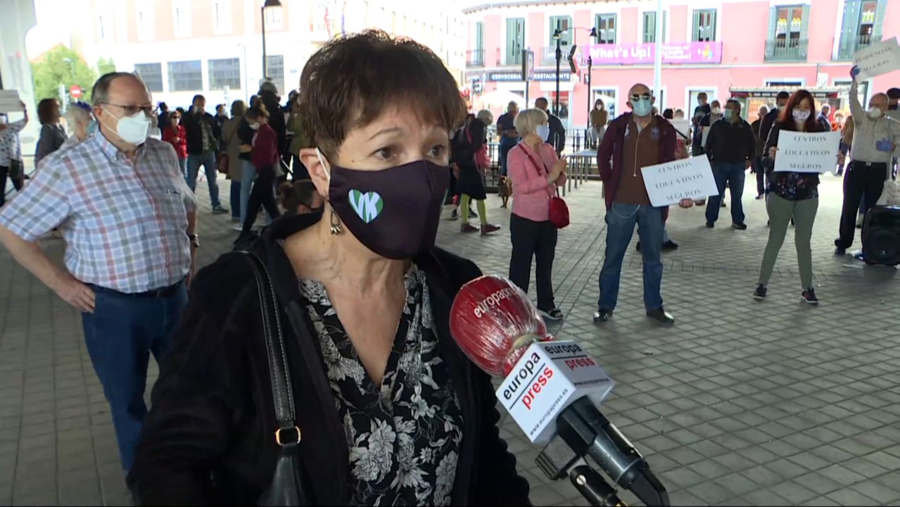 Asistentes a un acto en favor del sector público critican medidas de la CAM