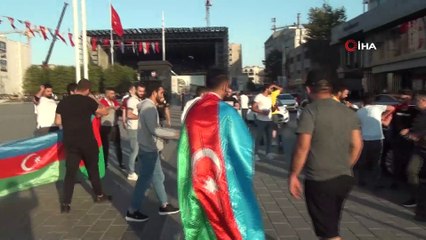 Ermenistan’ın saldırısı Taksim Meydan’da protesto edildi