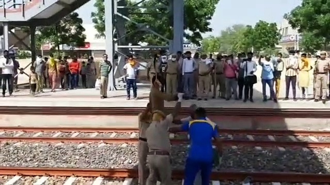 footbridge-faansi