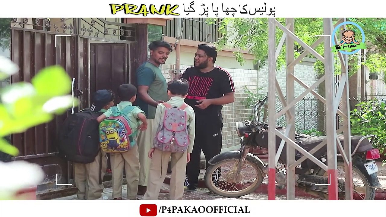 Police Ka Chapa Par Gaya Prank By Nadir Ali & Team P4Pakao