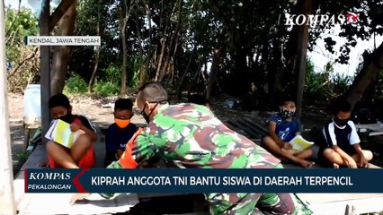 Kesulitan Akses Internet, TNI Bantu Mengajar Para Siswa