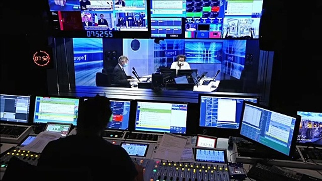 Nelson Monfort à Roxana Maracineanu : "Gilles Simon va-t-il jouer en doudoune ?" (Canteloup)