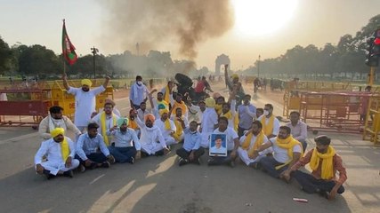 Farm bills: Tractor set on fire during protest in Delhi