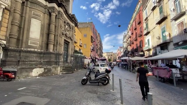 Живительная сила искусства . Как оно меняет жизнь в беднейшем районе Неаполя?