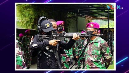 Ustaz Abdul Somad Belajar Nembak, Langsung Tepat Sasaran