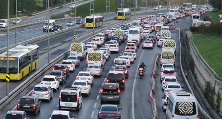 İstanbul'da kademeli mesai başladı