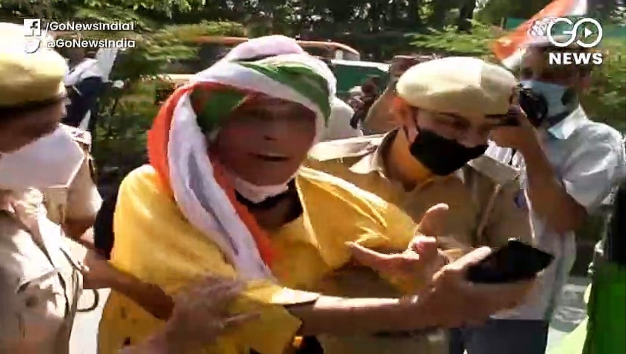 दिल्ली: नए कृषि क़ानून के विरोध में किसानों का विरोध-प्रदर्शन तेज़, कई हिरासत में लिए गए