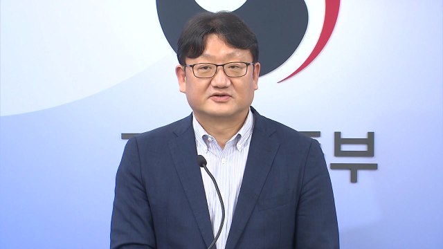 코로나19 재확산 여파 숙박·음식업 종사자 15만 명 줄어 / YTN