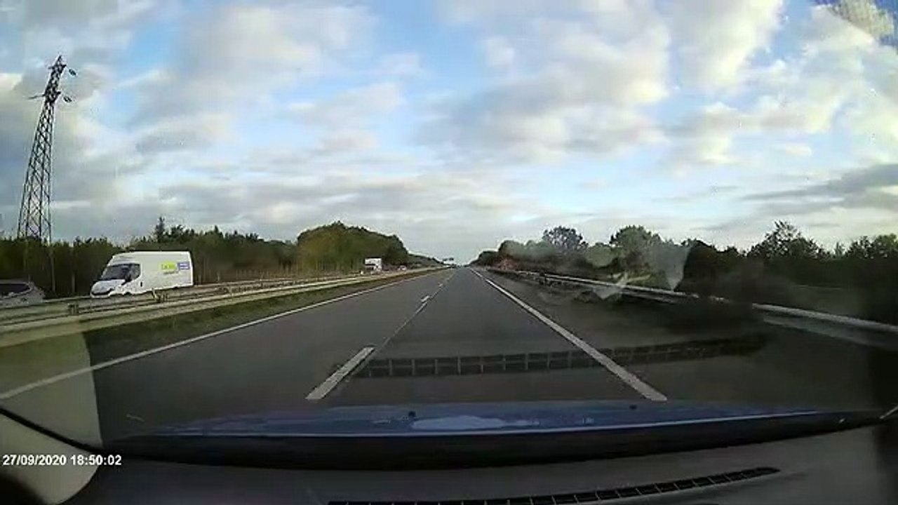 Voiture en contresens sur l'A83 (Nantes)