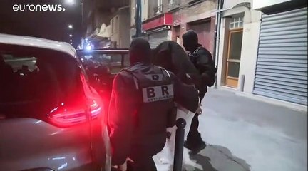 Attaque au hachoir à Paris : encore 6 suspects en garde à vue après les perquisitions du week-end