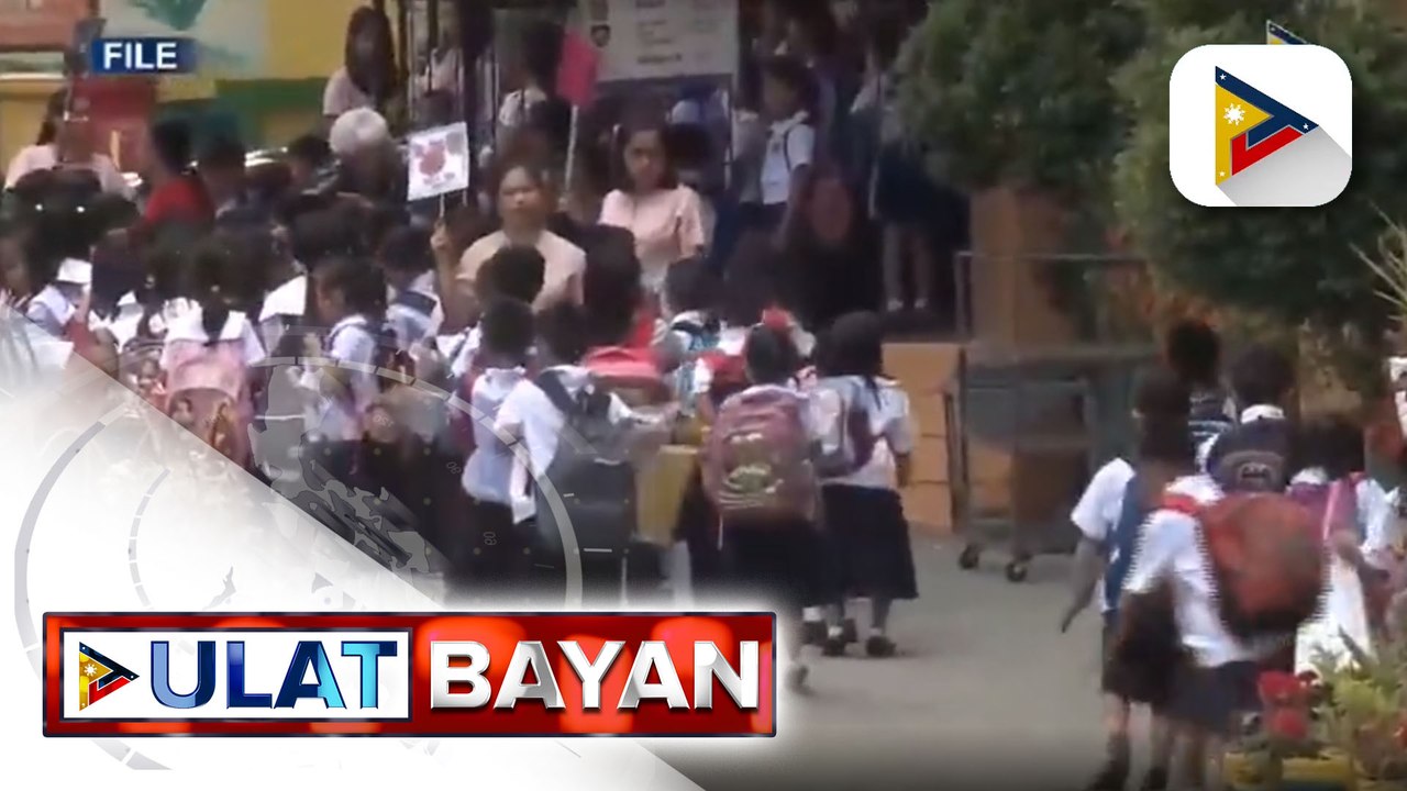#UlatBayan | Distribusyon ng self-learning modules, minamadali na ng DepEd; iba pang pangangailangan sa distance learning, inaasikaso rin ng DepEd