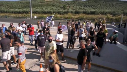 Κατέθεσε στην αστυνομία για τους πρόσφυγες ο δήμαρχος Καμ. Βούρλων