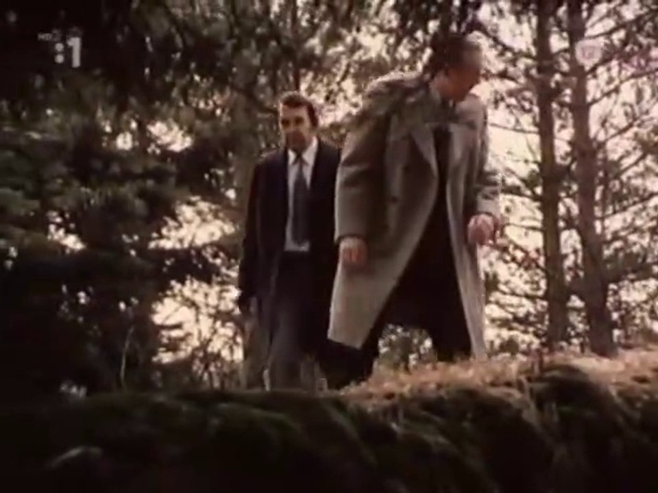 Derrick 01 #01: Lesná cesta (2/2) [SK]