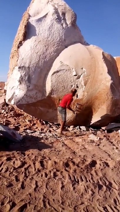 Man Splits Massive Stone Easily and Quickly