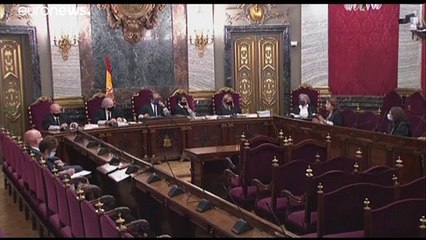 Главу Каталонии лишили должности