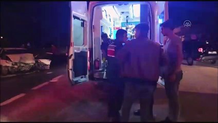 İki otomobil çarpıştı: 1 ölü, 3 yaralı - BİLECİK
