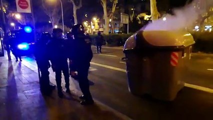 Els Mossos dissuadeixen les barricades
