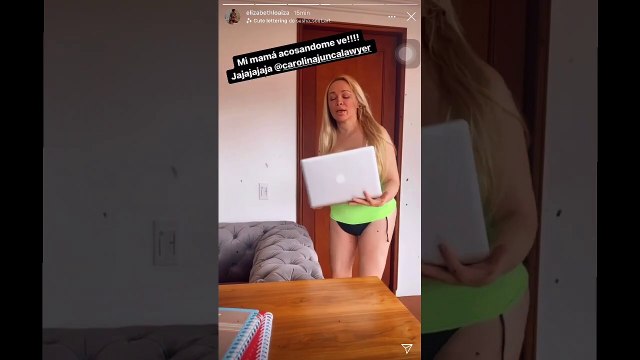 Elizabeth Loaiza grabó en paños menores a su mamá y mostró sus atributos