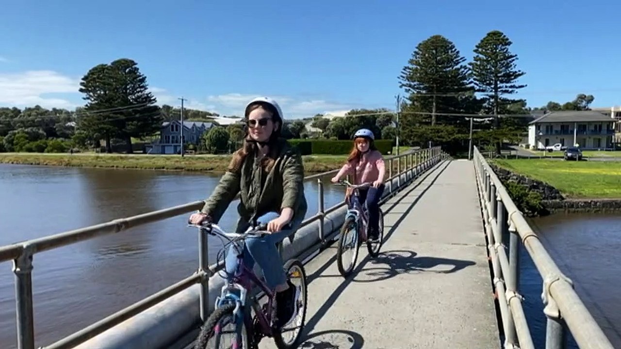 School holidays helping Vic. businesses after lockdown