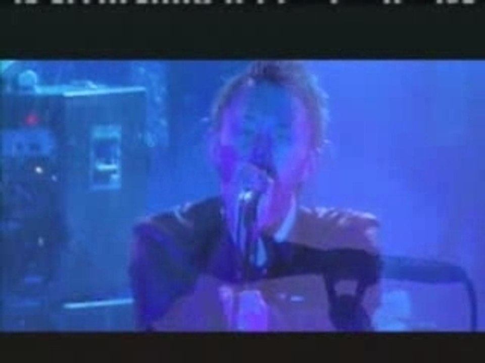 Radiohead - 2+2=5  LIVE