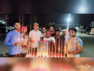 शहीद ए आजम भगत सिंह को कैंडल जलाकर दी श्रंद्धाजलि