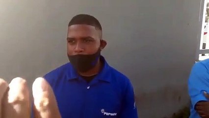 Este joben narra como lo atracaron y le yeban todo escuchemos