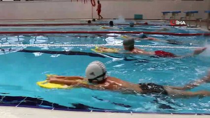 Ağrı’da ‘Yüzme Bilmeyen Kalmasın’ projesi devam ediyor