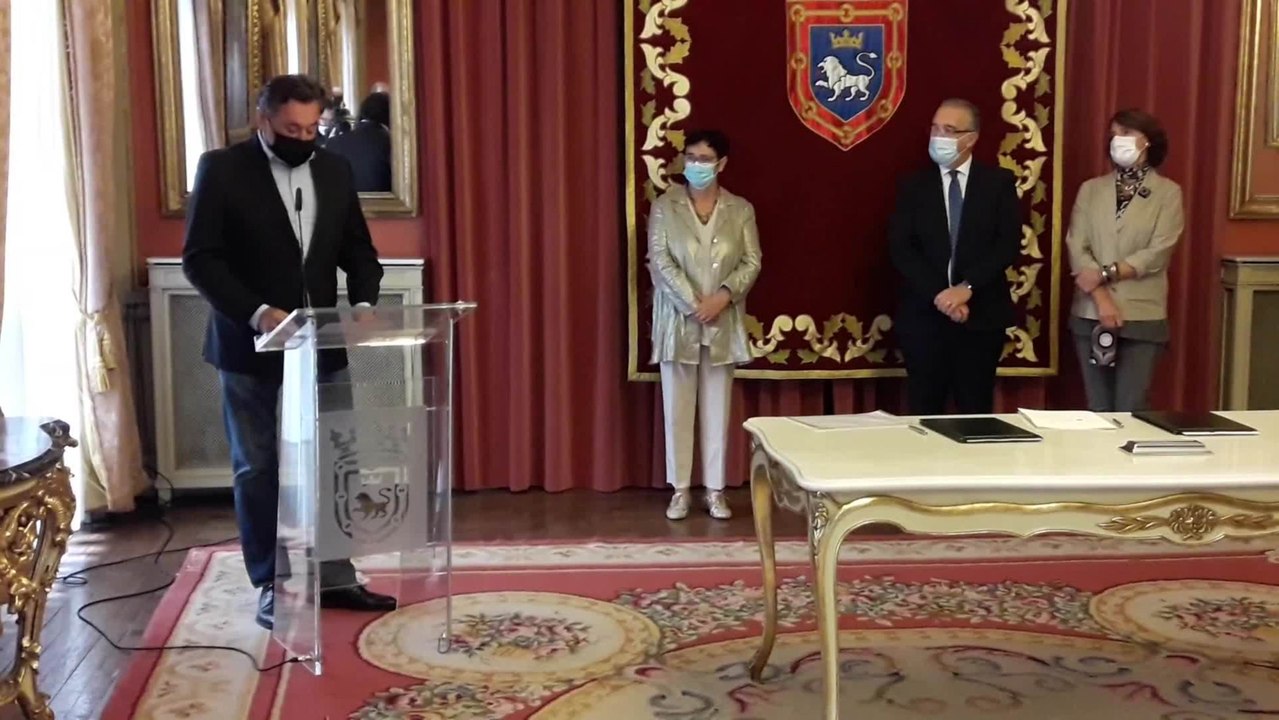 Pamplona colocará placas en los lugares donde se produjeron atentados de ETA